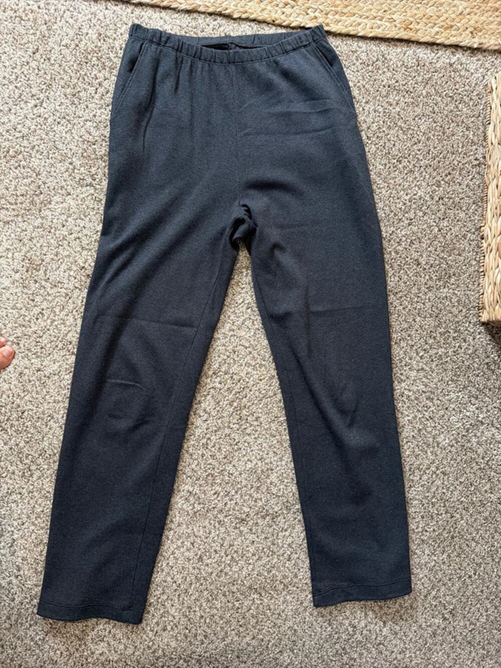 Lands’ End gray pull pants S 3357